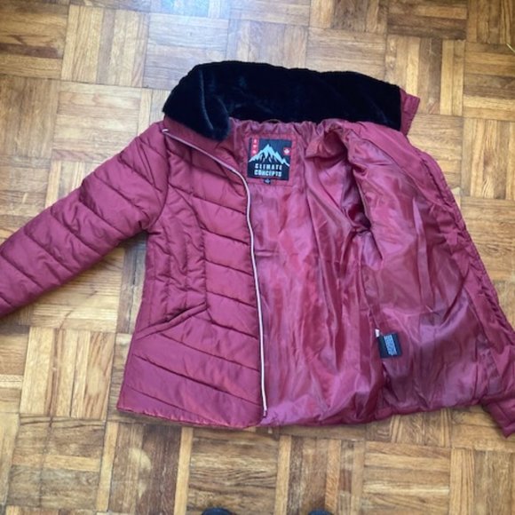 NWT Climate Concepts Puffer Winter Jacket in in Burgundy with Faux Fur, Size Med - Picture 7 of 9